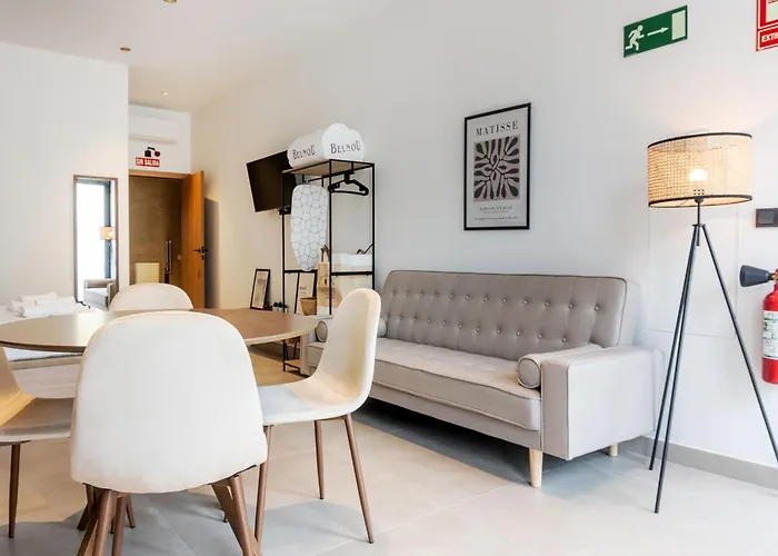 Apartamento Vlc Host - Zapadores