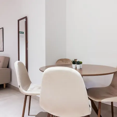 Vlc Host - Zapadores Apartment *