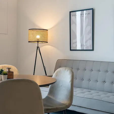 Vlc Host - Zapadores Apartment *